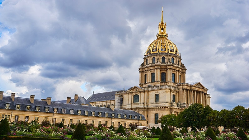 Saint-Louis des Invalides : une profanation occultée par les médias